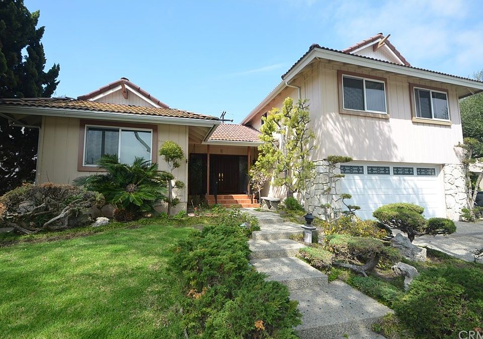 1st image of 23039 Adolph Ave