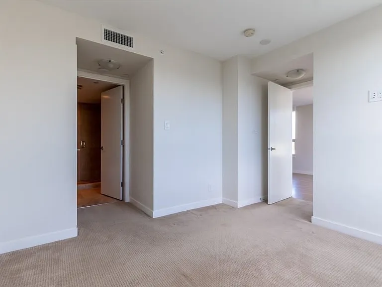 125 E 14th St #709 — Photo 13