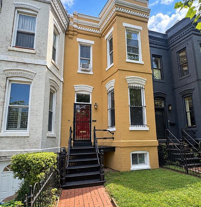 1st image of 615 12th St NE