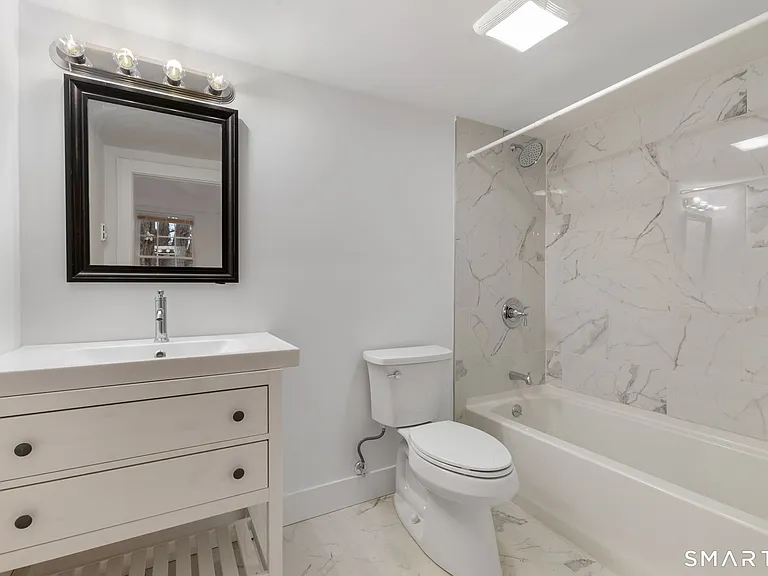523 Danbury Rd #C — Photo 15