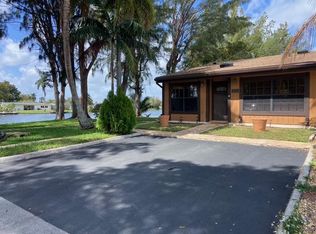 10361 Juniper Ct, Pembroke Pines, FL 33026