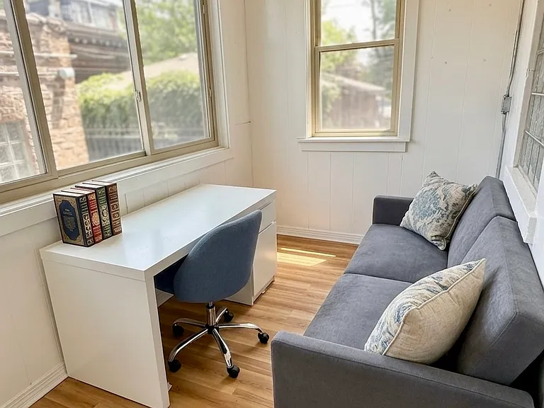 2133 N Sheffield Ave #1B — Photo 12