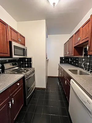 Rented by Dwell Residential Inc | media 3