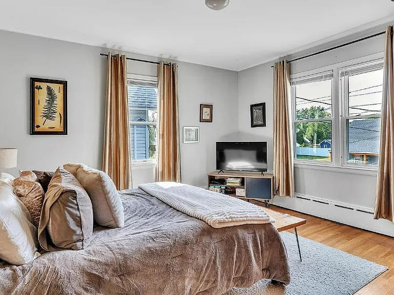 Bedroom #1- Street Facing