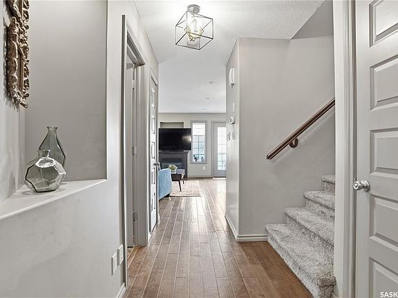 5th image of UNIT 111-2501 Windsor Park ROAD