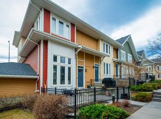 1310 N Auburn Bay Sq SE, Calgary, AB T3M 0Y6