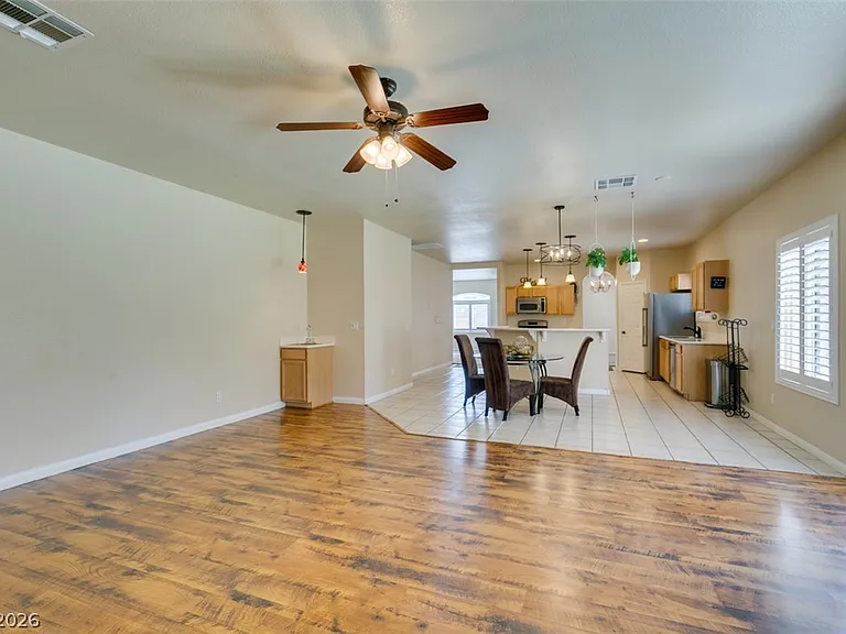 2598 Mizzoni Cir — Photo 12