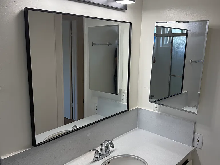 3200 Bagley Ave #10 — Photo 8