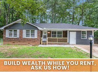 5946 Shady Lane Cir, Forest Park, GA 30297