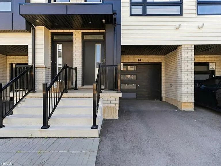 55 Tom Brown Dr #14 — Photo 3