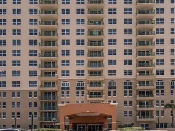 2080 S Ocean Dr Penthouse 8, Hallandale Beach, FL 33009