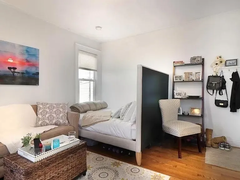 125 G St #2 — Photo 4