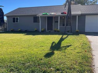 412 Saint John Dr, O'Fallon, MO 63366