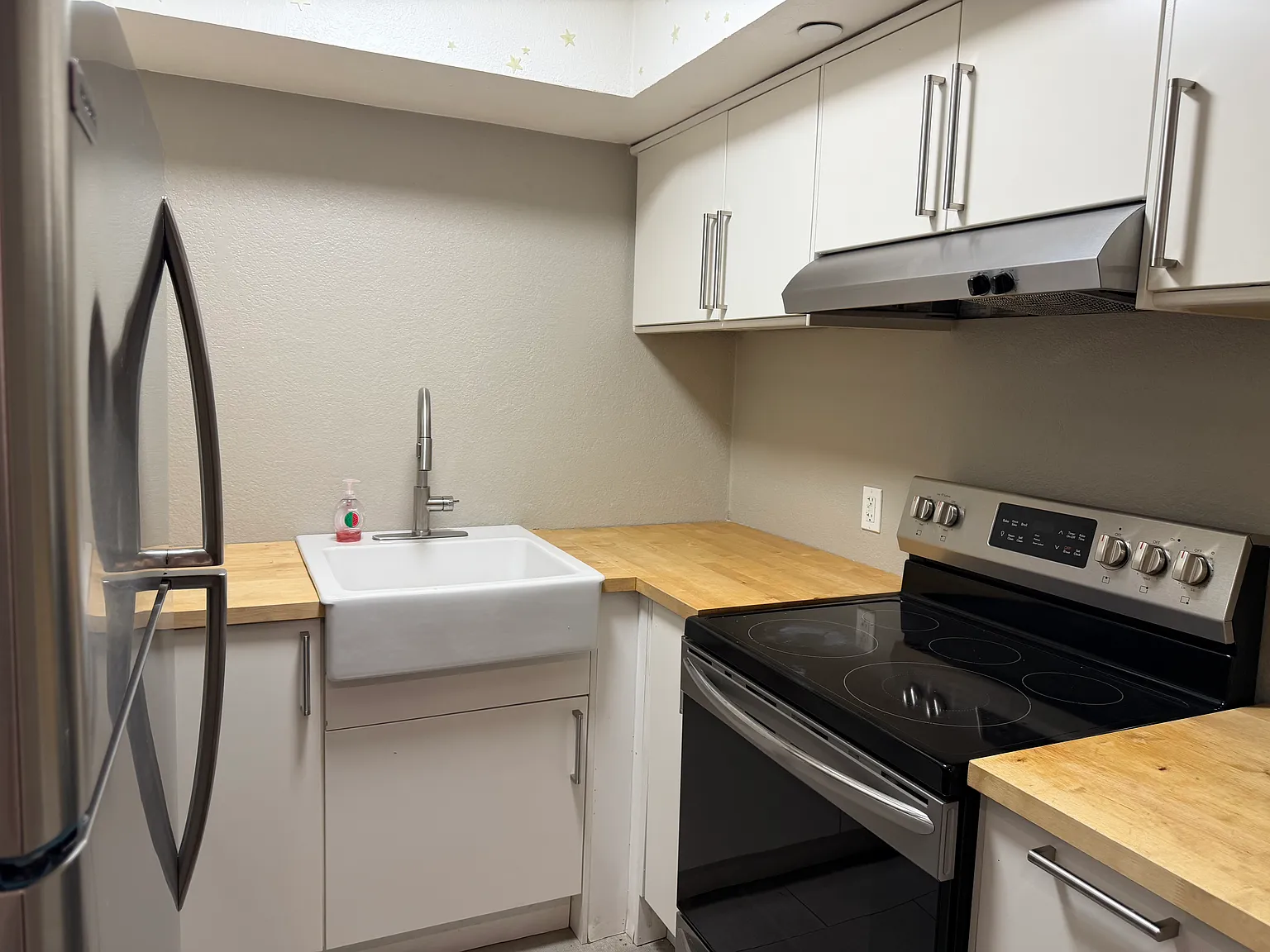 2 bed, 840 sqft, $1,200 — Photo 3