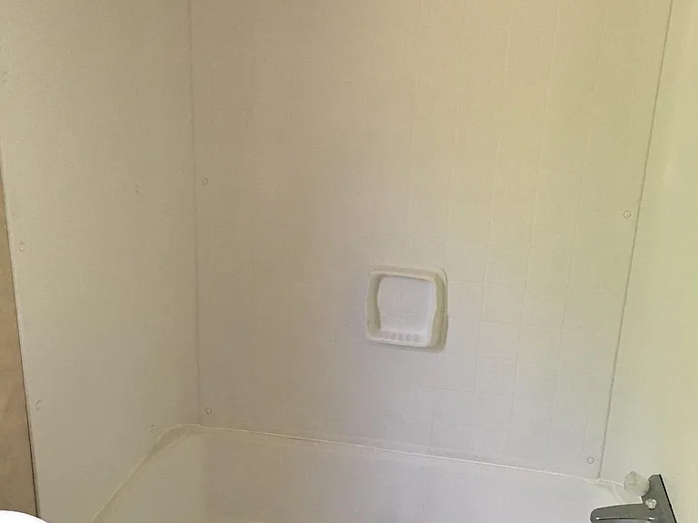 135 Elaine Dr — Photo 19