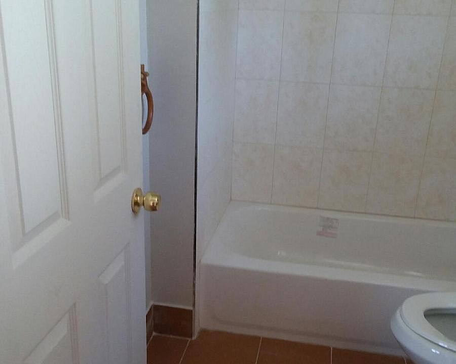 1st image of 202 N Yale Ave