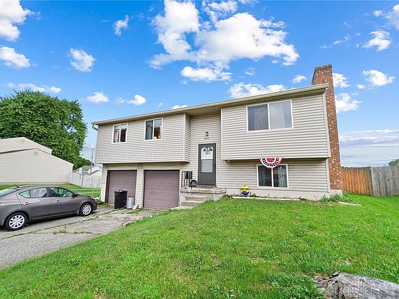 3rd image of 810 Nordhoff Farm Dr
