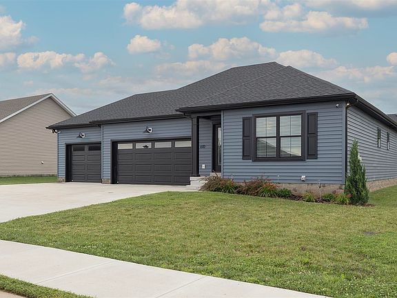 2nd image of 610 Lockeland Way
