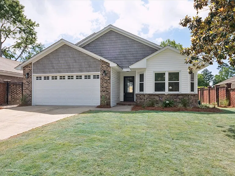1665A Fairway Place Ln — Photo 3