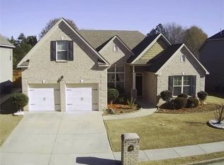 516 Georgia Cir, Loganville, GA 30052