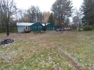 14 Endicott Rd, Newport, NH 03773