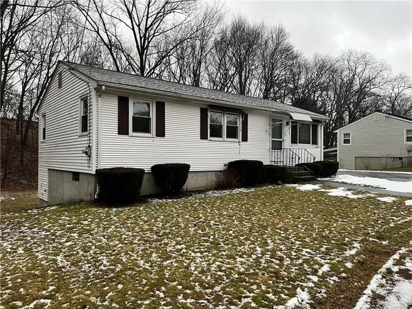 19 Washington St, North Providence, RI 02904