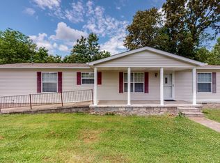 2901 E Old Ashland City Rd, Clarksville, TN 37043