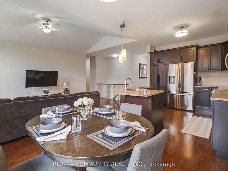 11 Stonecrest Blvd — Photo 13