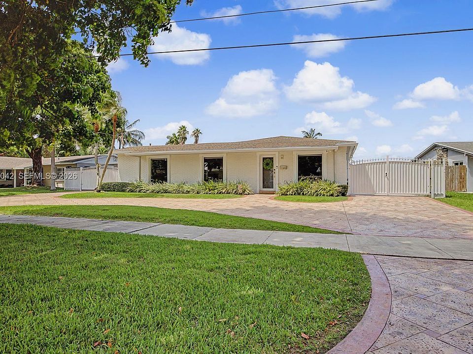 1st image of 9921 SW 195th St