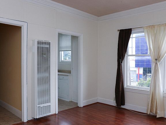 2nd image of 2204 S El Camino Real #4