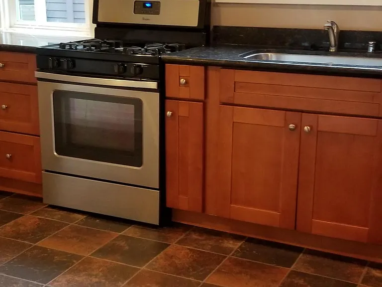 533 11th Ave E #1 — Photo 8