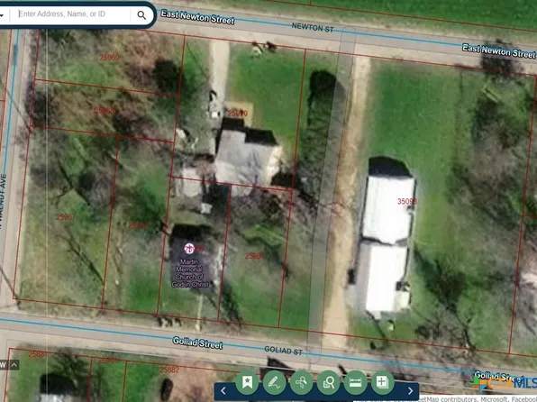 409 Goliad St, Luling, TX 78648