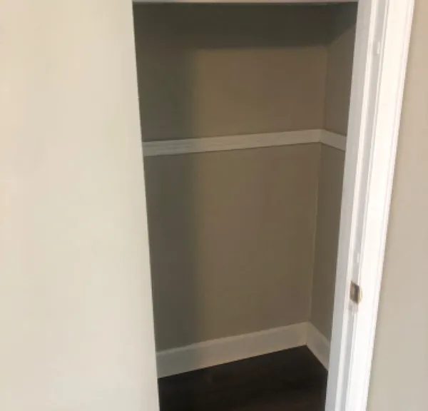 208 S Center St — Photo 10