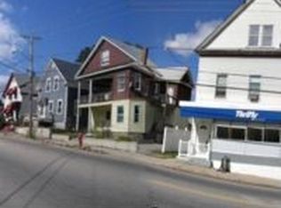 558 Rogers St, Lowell, MA 01852