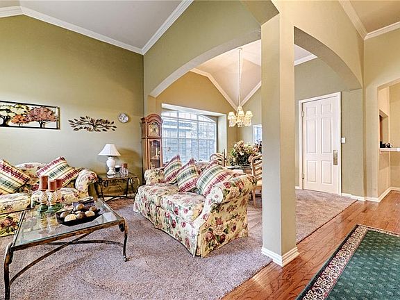 5th image of 3606 Christopher Ln