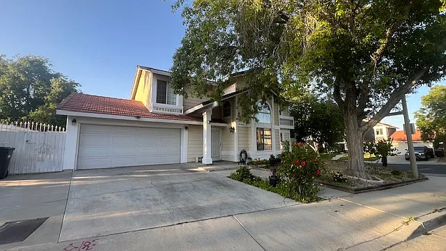 37602 Sandra Ln — Photo 1
