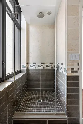 Rented by Compass | media 28