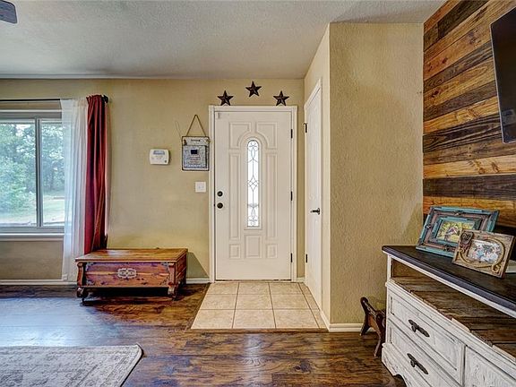 4th image of 6505 81st Ave NE