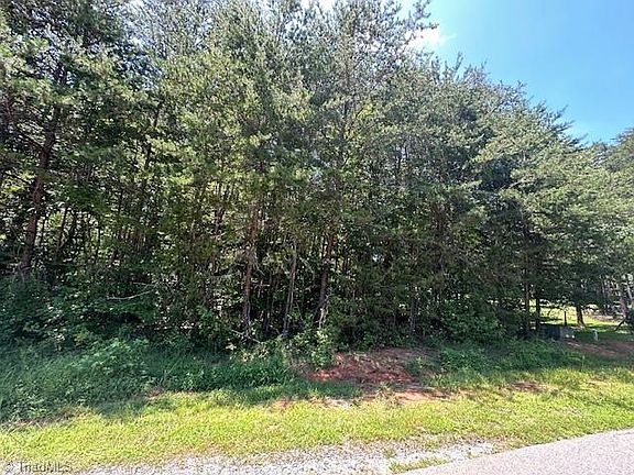 4th image of 0 Rolling Meadows Dr Lot 76