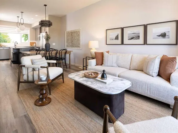 144 S Sawgrass Gate NW, Airdrie, AB T4B 5V2