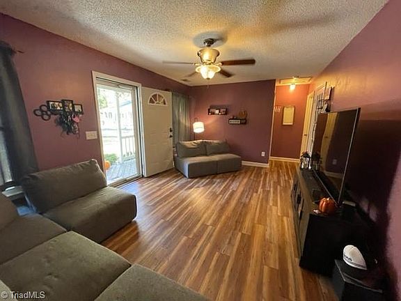 2nd image of 318 Grand St