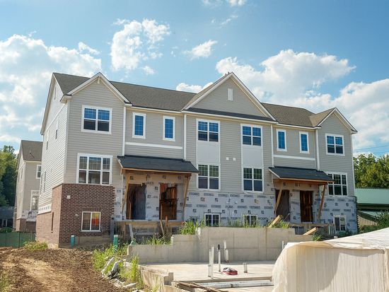 186 Eli Ct, Des Plaines, IL 60016