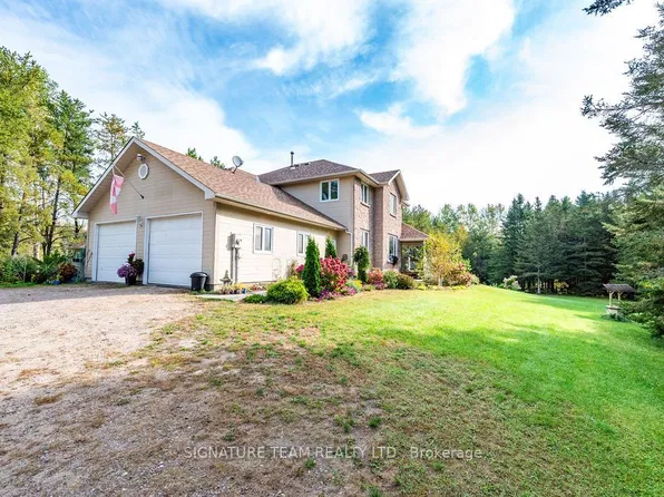 368 Dombroskie Rd, Whitewater Region, ON K0J 1Y0