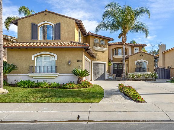 2nd image of 2852 Avenida De Autlan