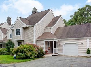 7 Hampton Ct UNIT 7, Mashpee, MA 02649