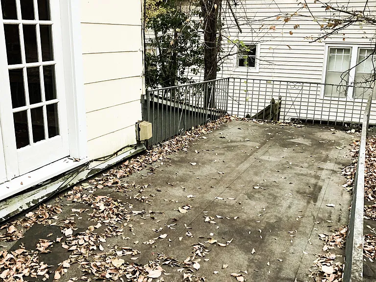 836 Arlington St #B — Photo 7