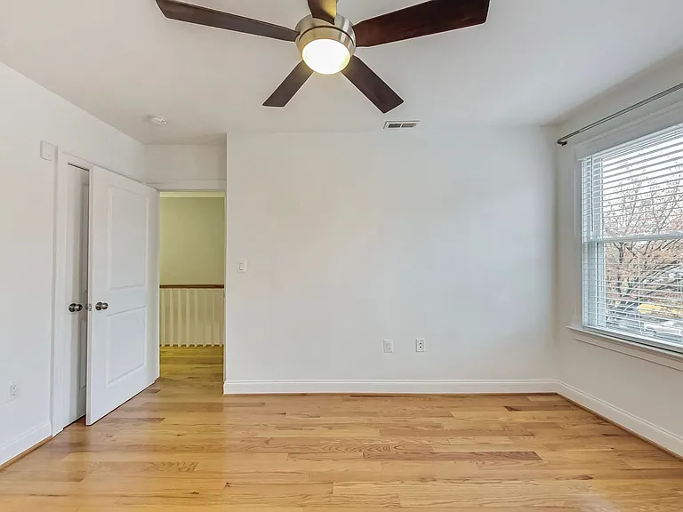 5415 Illinois Ave NW — Photo 14
