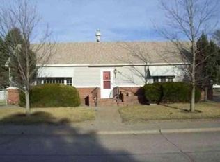 207 S Carroll St, Arnold, NE 69120