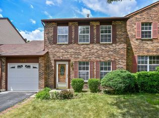 1443 Ash Ct, Carol Stream, IL 60188