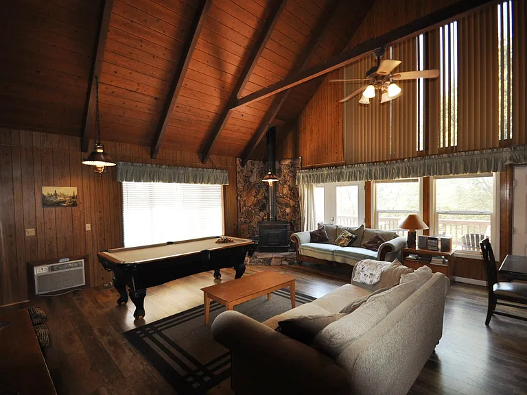 20415 Pine Mountain Dr — Photo 9